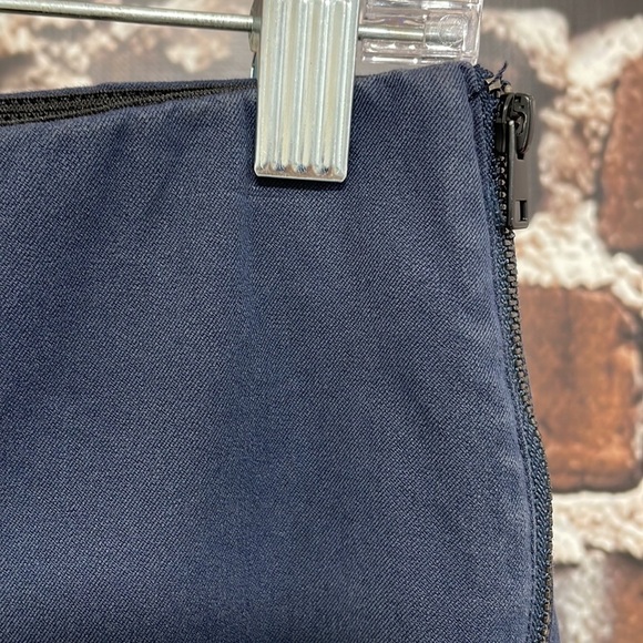 Everlane Pants Flat Front Blue Ankle Crop Size 8 - Picture 4 of 10